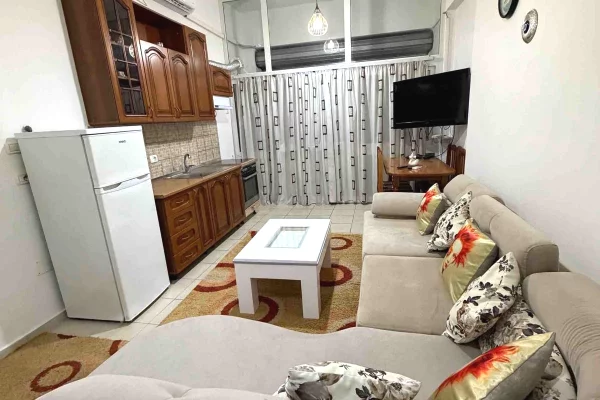 Shtepi me qera Garsoniere ne Tirane - 35,000 Leke