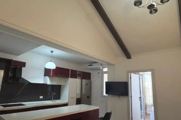 Appartamento in affitto a Tirana 1+1, Arredato