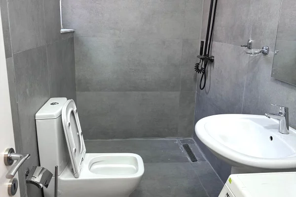 Appartamento in affitto a Tirana Garsoniere, Arredato