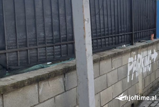 Ambient biznesi me qera 6+1 ne Tirane - 1,500 Euro