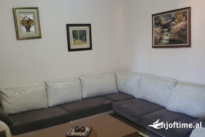 Shtepi ne shitje 1+1 ne Tirane - 75,000 Euro