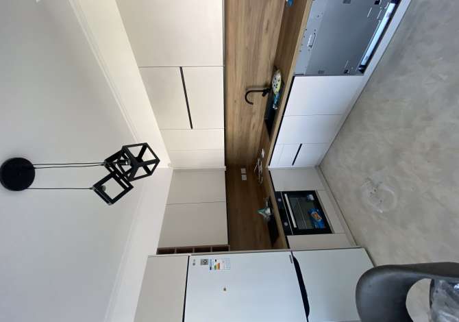 Shtepi me qera 2+1 ne Tirane - 550 Euro