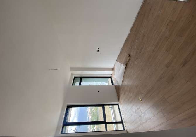 Shtepi ne shitje 3+1 ne Tirane - 215,000 Euro