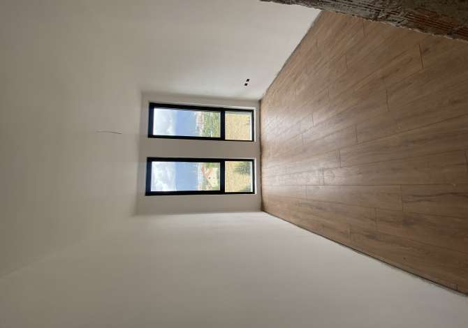 Shtepi ne shitje 3+1 ne Tirane - 215,000 Euro