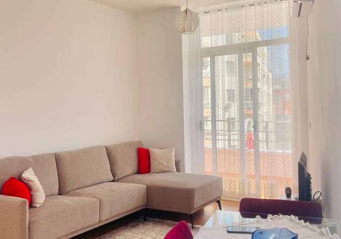 Shtepi me qera 1+1 ne Tirane - 420 Euro