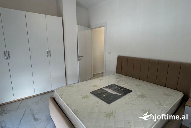 Shtepi me qera 2+1 ne Tirane - 500 Euro