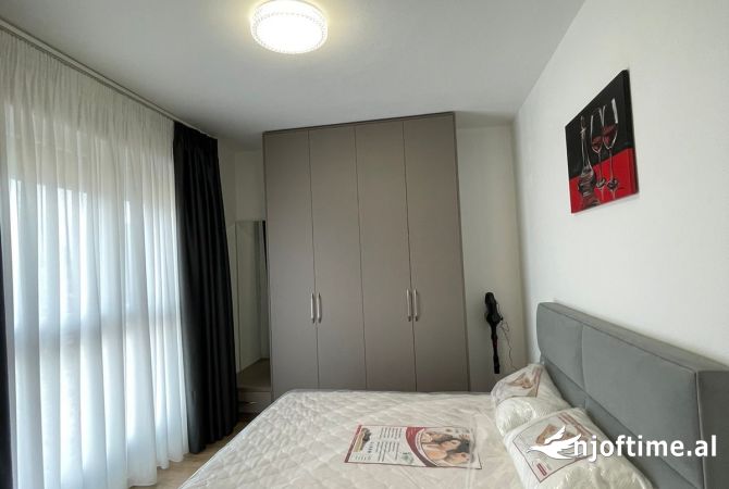 Shtepi me qera 2+1 ne Tirane - 700 Euro