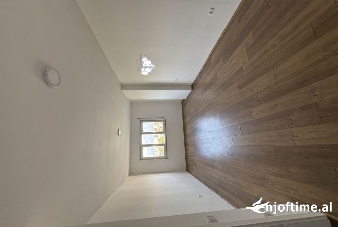 Shtepi me qera 1+1 ne Tirane - 30,000 Leke