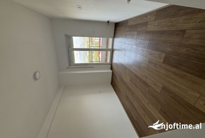 Shtepi me qera 1+1 ne Tirane - 30,000 Leke