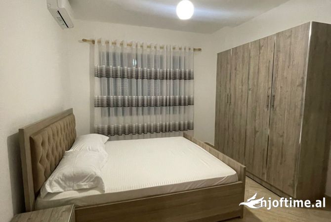 Shtepi me qera 1+1 ne Tirane - 450 Euro