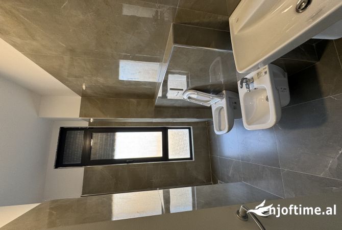 Shtepi me qera Apartament ne Tirane, 1+1, Mobilimi E mobiluar, Pagesa 500  Euro.