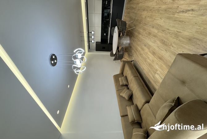 Shtepi me qera 2+1 ne Tirane - 500 Euro