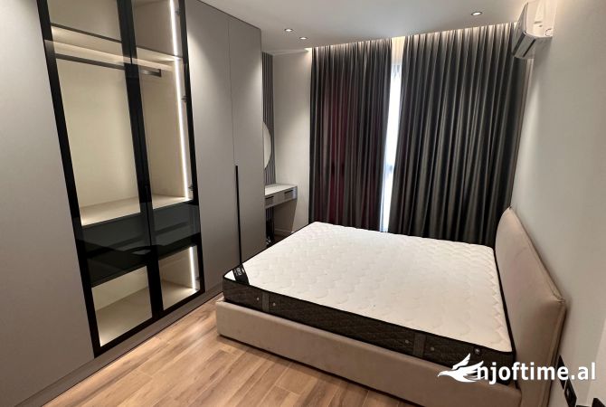Shtepi me qera Apartament ne Tirane, 2+1, Mobilimi E mobiluar, Pagesa 600  Euro.