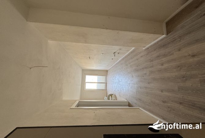 Shtepi me qera 1+1 ne Tirane - 400 Euro