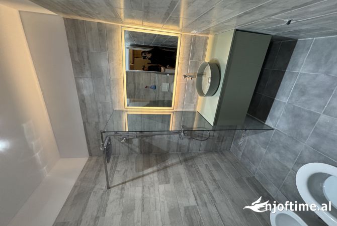 Shtepi me qera Apartament ne Tirane, 1+1, Mobilimi E mobiluar, Pagesa 50,000  Leke.