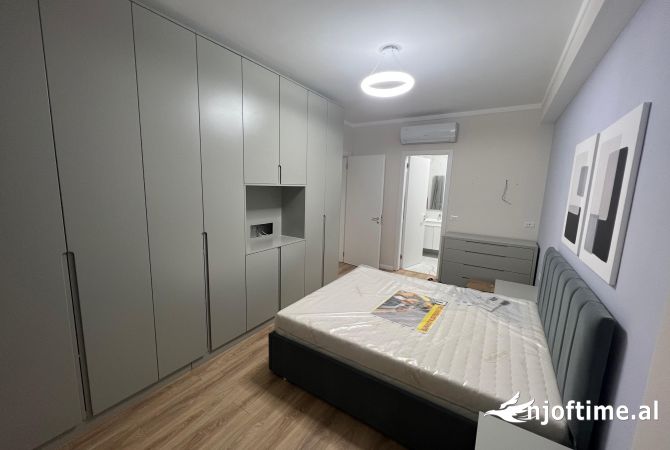 Shtepi me qera Apartament ne Tirane, 2+1, Mobilimi E mobiluar, Pagesa 650  Euro.