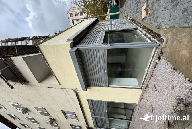Ambient biznesi me qera 1+1 ne Tirane - 800 Euro