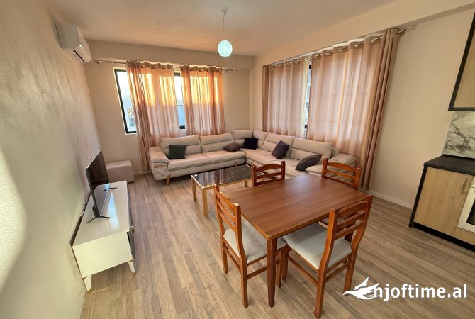 Shtepi me qera 2+1 ne Tirane - 50,000 Leke