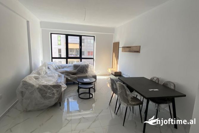 Shtepi me qera 1+1 ne Tirane - 450 Euro