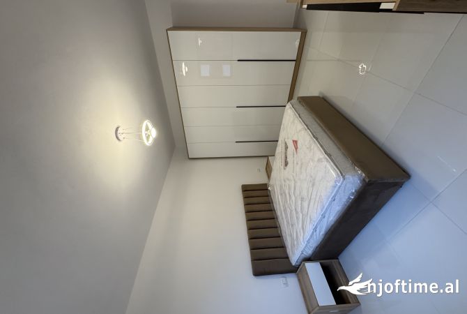 Shtepi me qera 2+1 ne Tirane - 600 Euro