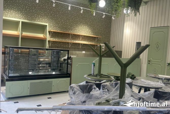 Ambient biznesi me qera 2+1 ne Tirane - 1,500 Euro