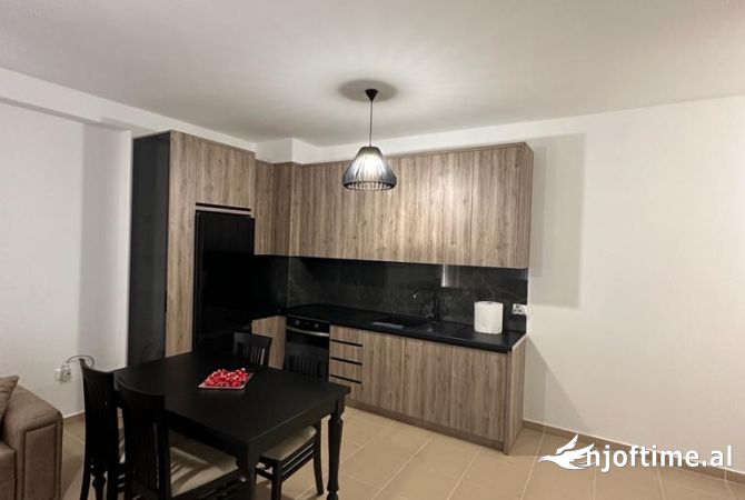 Shtepi me qera 1+1 ne Tirane - 500 Euro