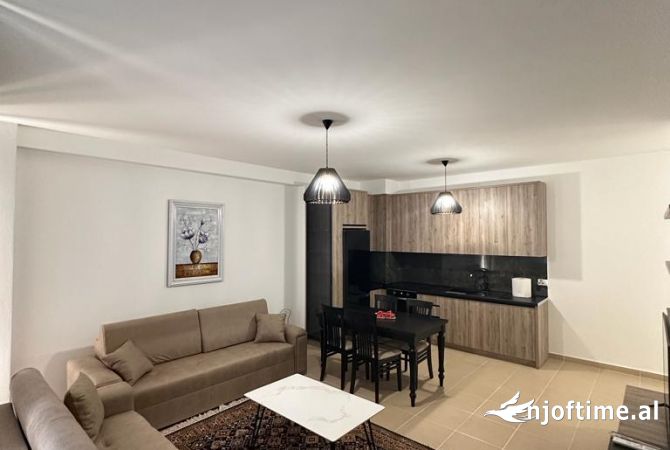 Shtepi me qera 1+1 ne Tirane - 500 Euro