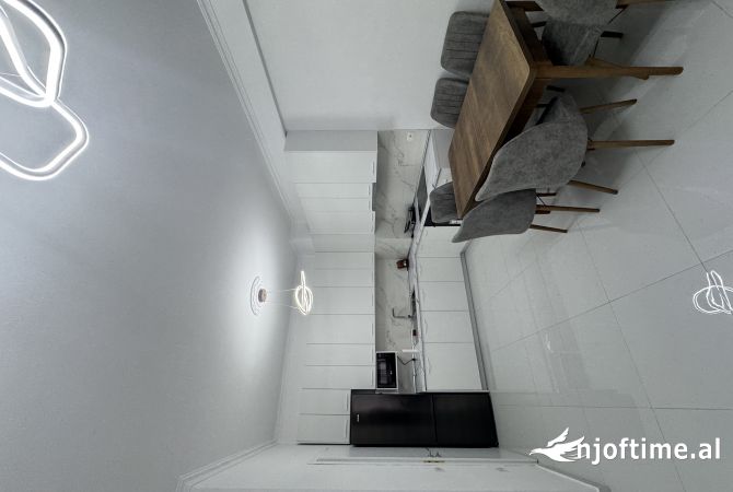 Shtepi me qera 1+1 ne Tirane - 450 Euro