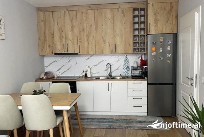 Shtepi me qera 1+1 ne Tirane - 450 Euro