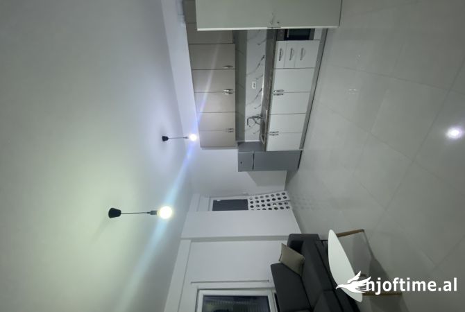 Shtepi me qera 2+1 ne Tirane - 500 Euro