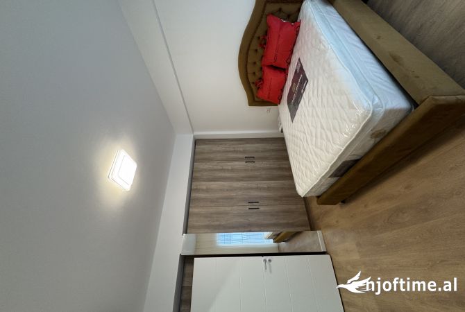 Shtepi me qera 1+1 ne Tirane - 48,000 Leke