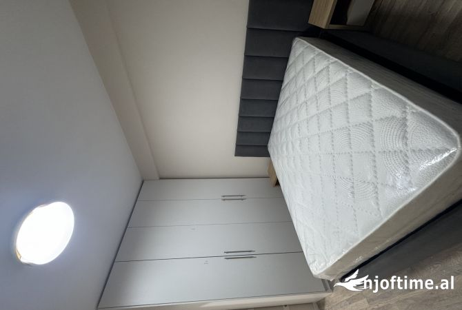 Shtepi me qera Apartament ne Tirane, 1+1, Mobilimi E mobiluar, Pagesa 45,000  Leke.