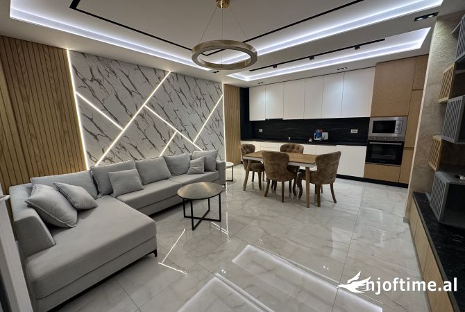Shtepi ne shitje 2+1 ne Tirane - 260,000 Euro