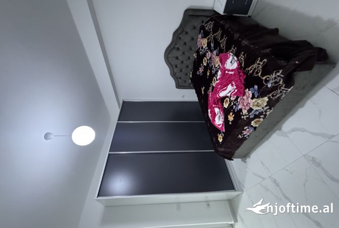 Shtepi me qera Apartament ne Tirane, 1+1, Mobilimi E mobiluar, Pagesa 500  Euro.