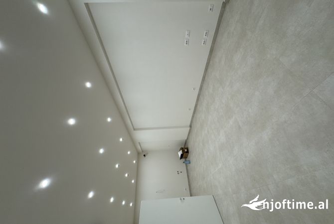 Shtepi me qera 2+1 ne Tirane - 1,000 Euro