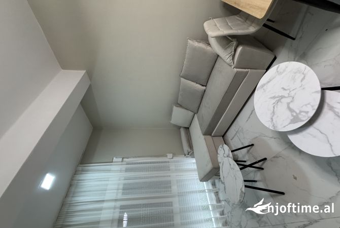 Shtepi me qera 1+1 ne Tirane - 45,000 Leke