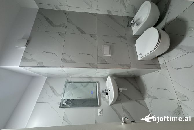 Shtepi me qera Apartament ne Tirane, 1+1, Mobilimi E mobiluar, Pagesa 600  Euro.