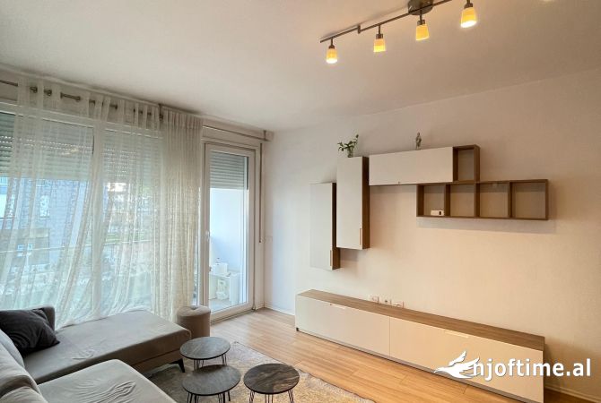 Shtepi me qera 2+1 ne Tirane - 600 Euro