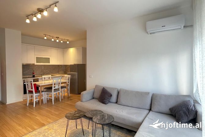 Shtepi me qera 2+1 ne Tirane - 600 Euro
