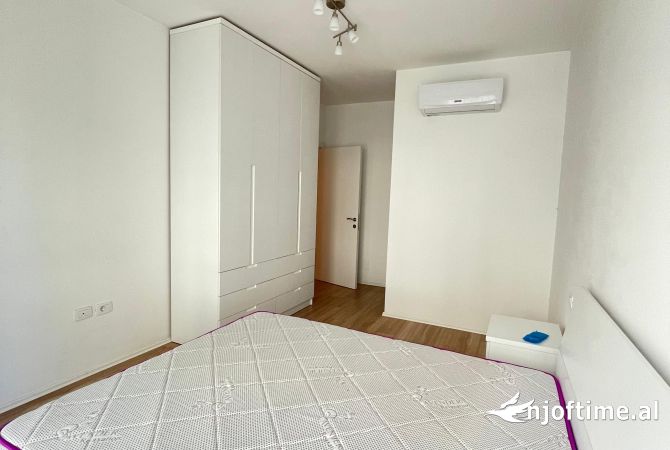 Shtepi me qera Apartament ne Tirane, 2+1, Mobilimi E mobiluar, Pagesa 600  Euro.