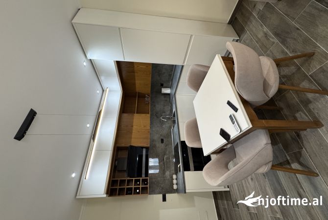 Shtepi me qera 1+1 ne Tirane - 800 Euro