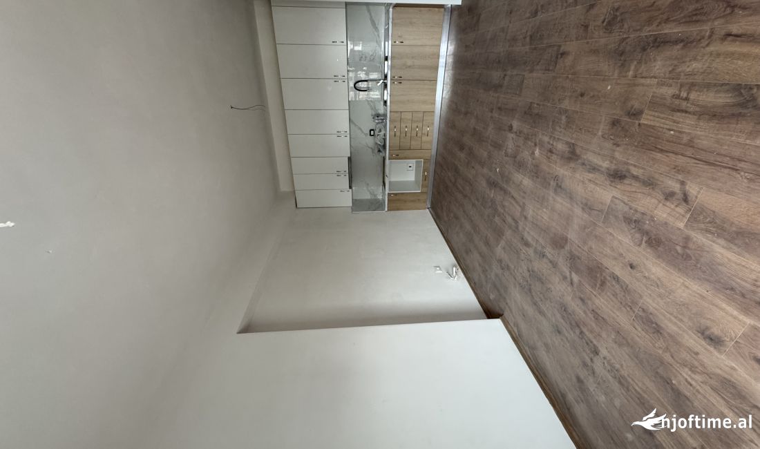 Shtepi me qera Apartament ne Tirane, 2+1, Mobilimi E mobiluar, Pagesa 600  Euro.