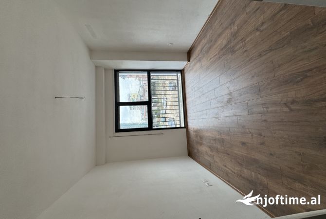 Shtepi me qera Apartament ne Tirane, 2+1, Mobilimi E mobiluar, Pagesa 600  Euro.