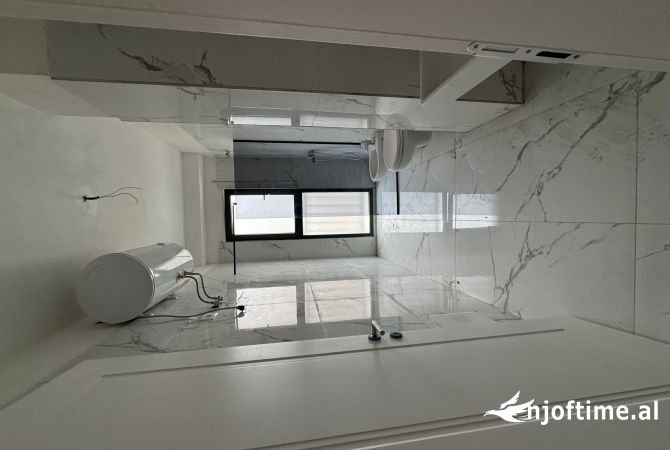 Shtepi me qera Apartament ne Tirane, 2+1, Mobilimi E mobiluar, Pagesa 600  Euro.