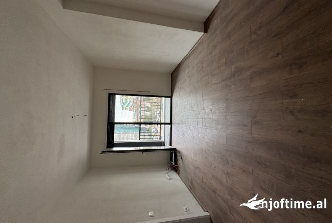 Shtepi me qera Apartament ne Tirane, 2+1, Mobilimi E mobiluar, Pagesa 600  Euro.
