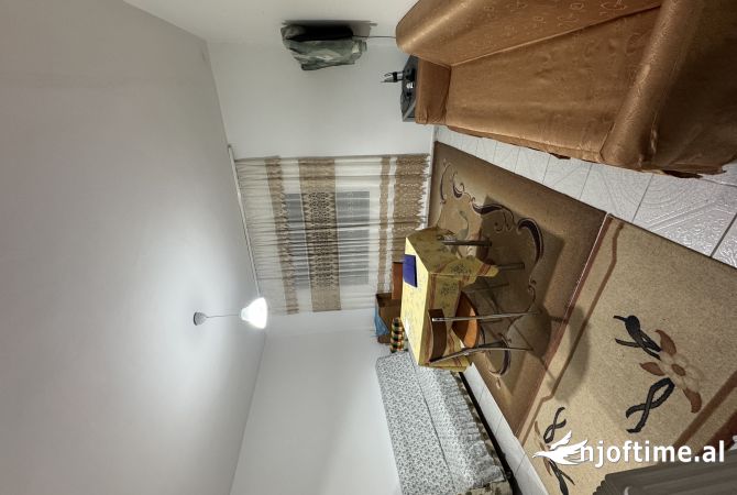 Shtepi me qera 2+1 ne Tirane - 400 Euro