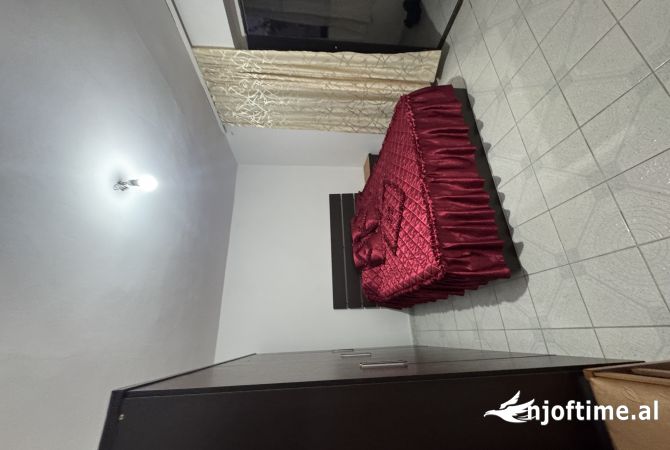 Shtepi me qera 2+1 ne Tirane - 400 Euro