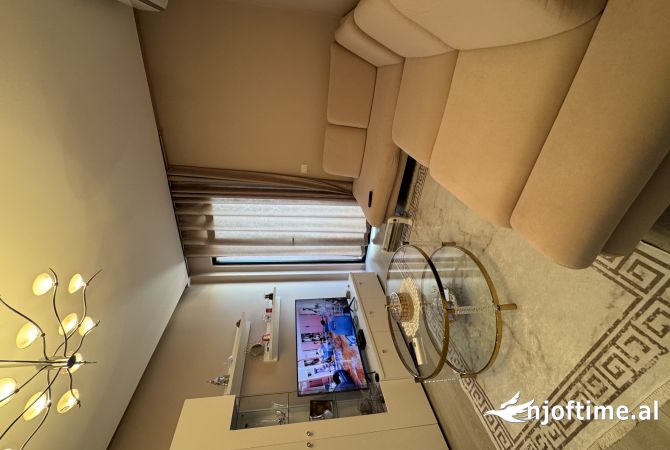 Shtepi me qera 2+1 ne Tirane - 550 Euro