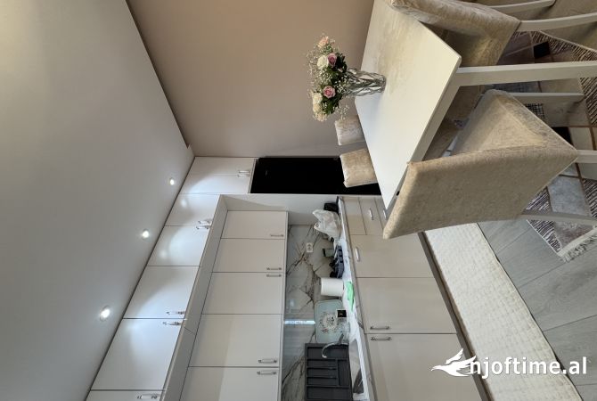 Shtepi me qera 2+1 ne Tirane - 550 Euro