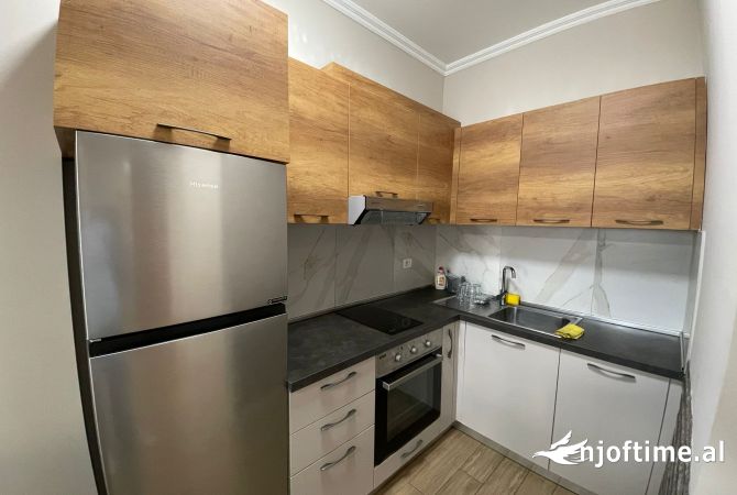 Shtepi me qera Apartament ne Tirane, 1+1, Mobilimi E mobiluar, Pagesa 600  Euro.